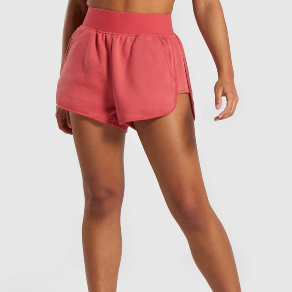 COPY - Gymshark Legacy Shorts - Brick Red